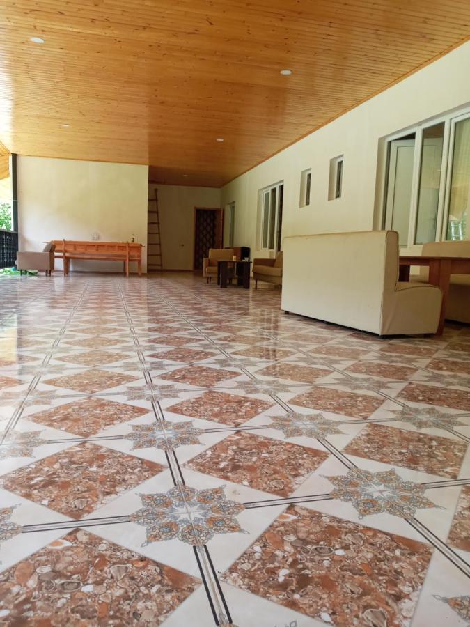 Guest House Tavaduri Mestia Esterno foto