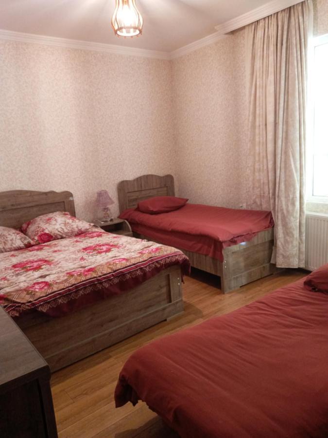 Guest House Tavaduri Mestia Esterno foto