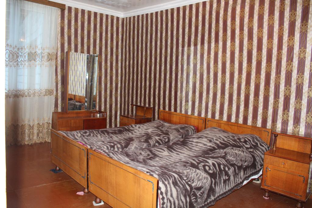 Guest House Tavaduri Mestia Esterno foto
