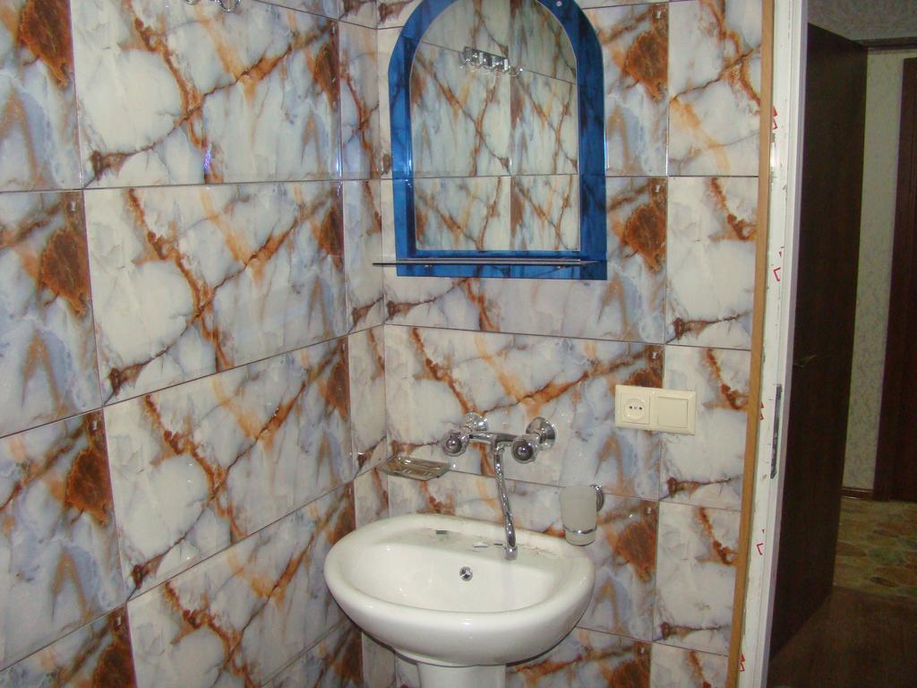 Guest House Tavaduri Mestia Esterno foto