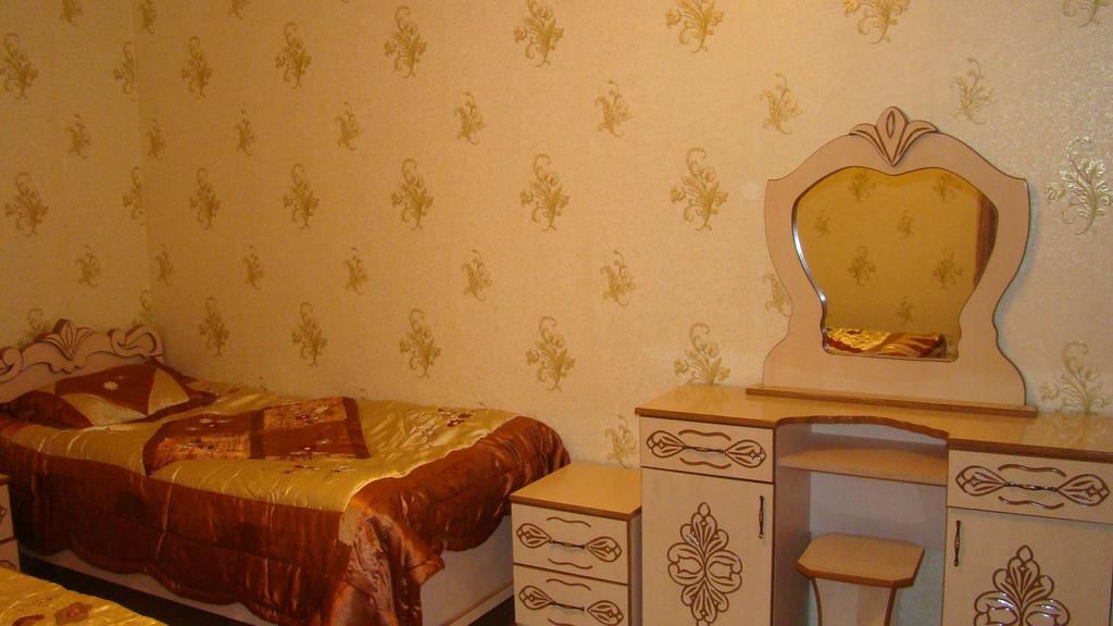 Guest House Tavaduri Mestia Esterno foto