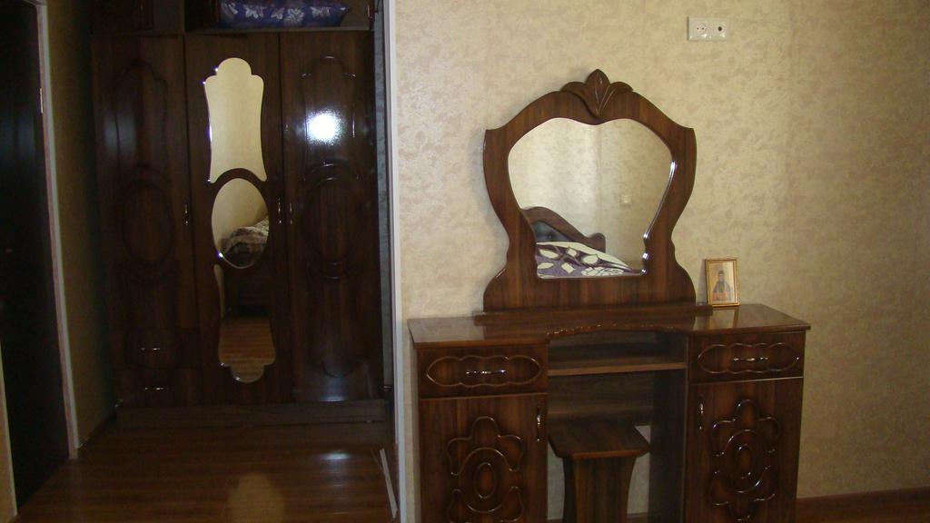 Guest House Tavaduri Mestia Esterno foto
