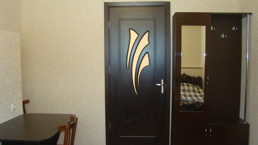 Guest House Tavaduri Mestia Esterno foto