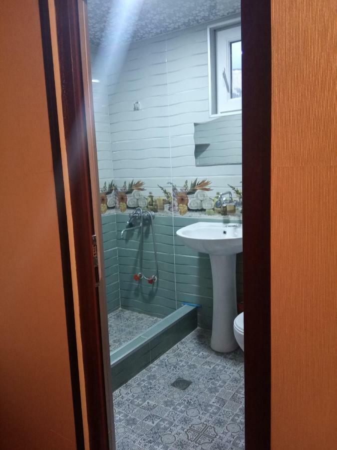 Guest House Tavaduri Mestia Esterno foto